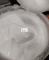 Crème hydratante pour le visage à l'acide hyaluronique Crème hydratante pour le visage bio végétalienne