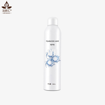 L'acide hyaluronique hydratant le toner facial pulvérisent des pores de rétrécissement