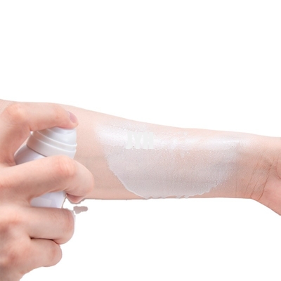 Cosmétiques de maquillage de visage d'OEM blanchissant hydrater de jet de protection solaire