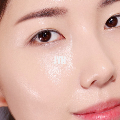 Sérum de visage de soins de la peau d'OEM de jasmin blanchissant l'anti sérum de ride inodore