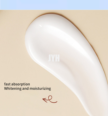 corps de glutathion de cosmétiques de 300ml Bodycare blanchissant la lueur de crème de massage d'acide hyaluronique de blanchiment