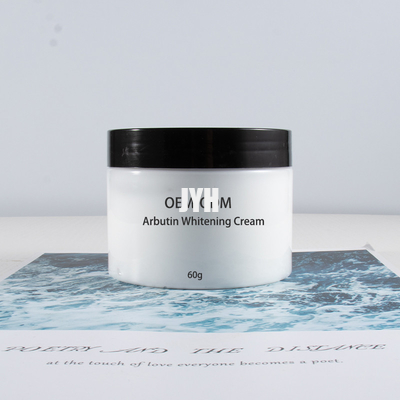 Cosmétiques d'ODM Bodycare blanchissant la crème faciale lisse de hydrater profond Arbutin