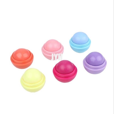 Hiver naturel de rouge à lèvres de lustre de lèvre de saveur de fruit d'usine hydratant le bâton de pommade pour les lèvres de Lipbalm