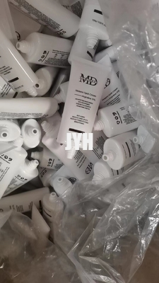 Produits de soin pour la peau faciaux de petite marque de distributeur de MOQ, 3 ans de durée de conservation dans petit, moyen, de grande taille
