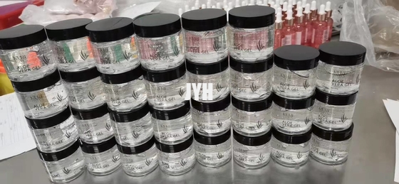10% Nicotinamide Organic Face Moisturizer whitening Réduit les taches brunes et les poches Cruelty-Free