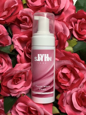 Détergent facial écumant d'OEM hydratant blanchissant le lavage 120ml de visage de produits naturels de soins de la peau